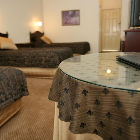 Australian Heritage Motor Inn Dubbo Quarto foto