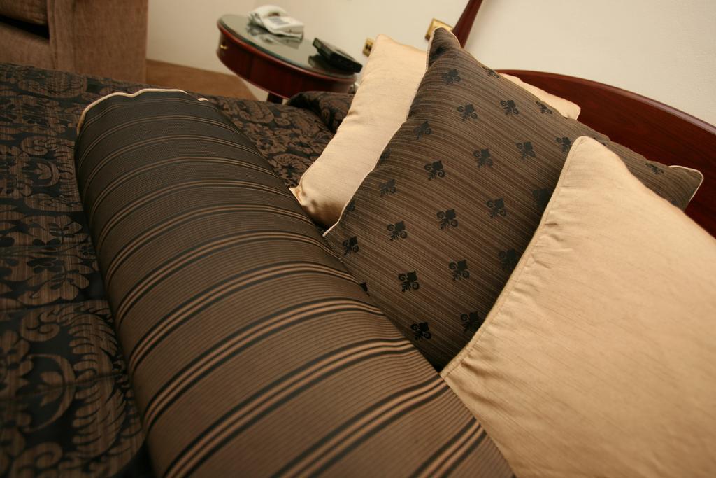 Australian Heritage Motor Inn Dubbo Quarto foto